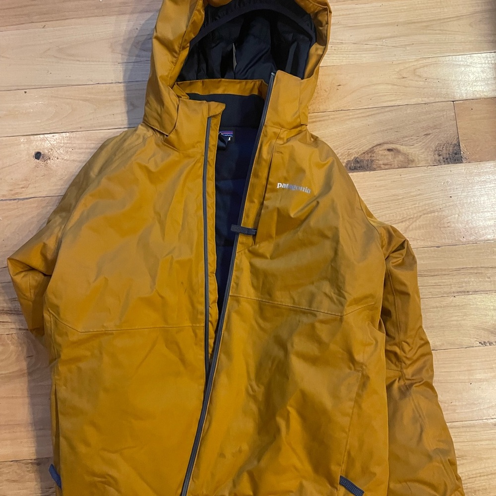 Boys patagonia ski jacket